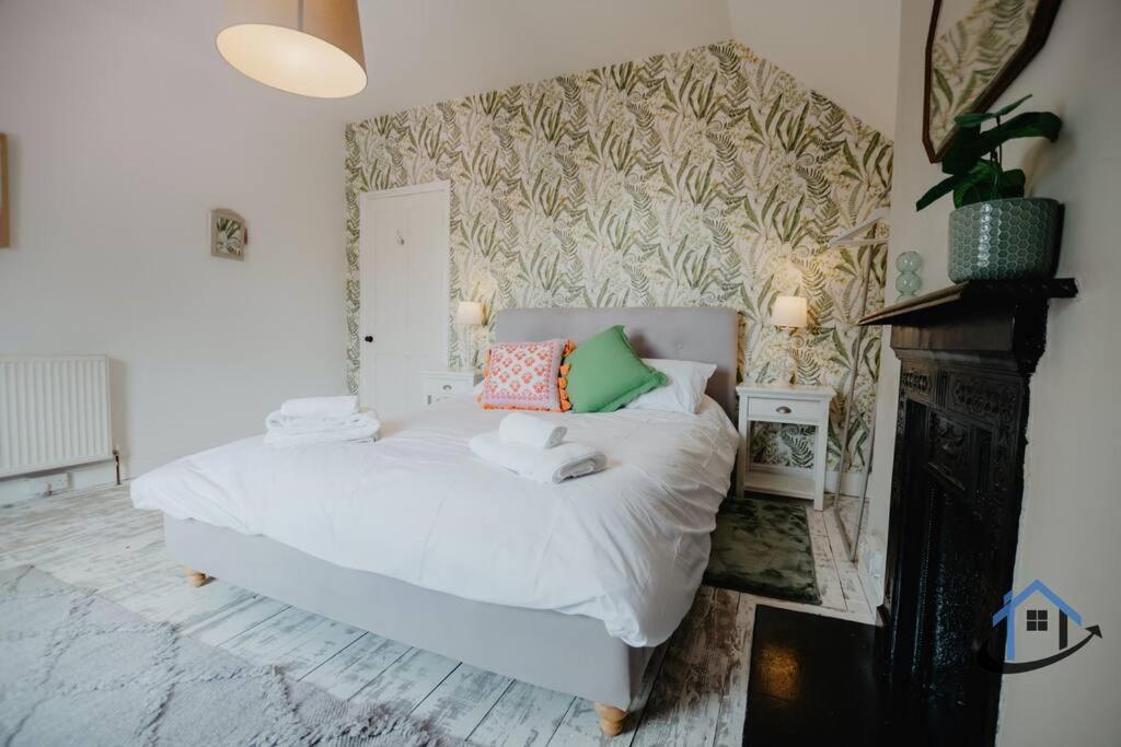 Indigo Snug - Gorgeous 2 Bed Flat In The Heart Of クロマー エクステリア 写真