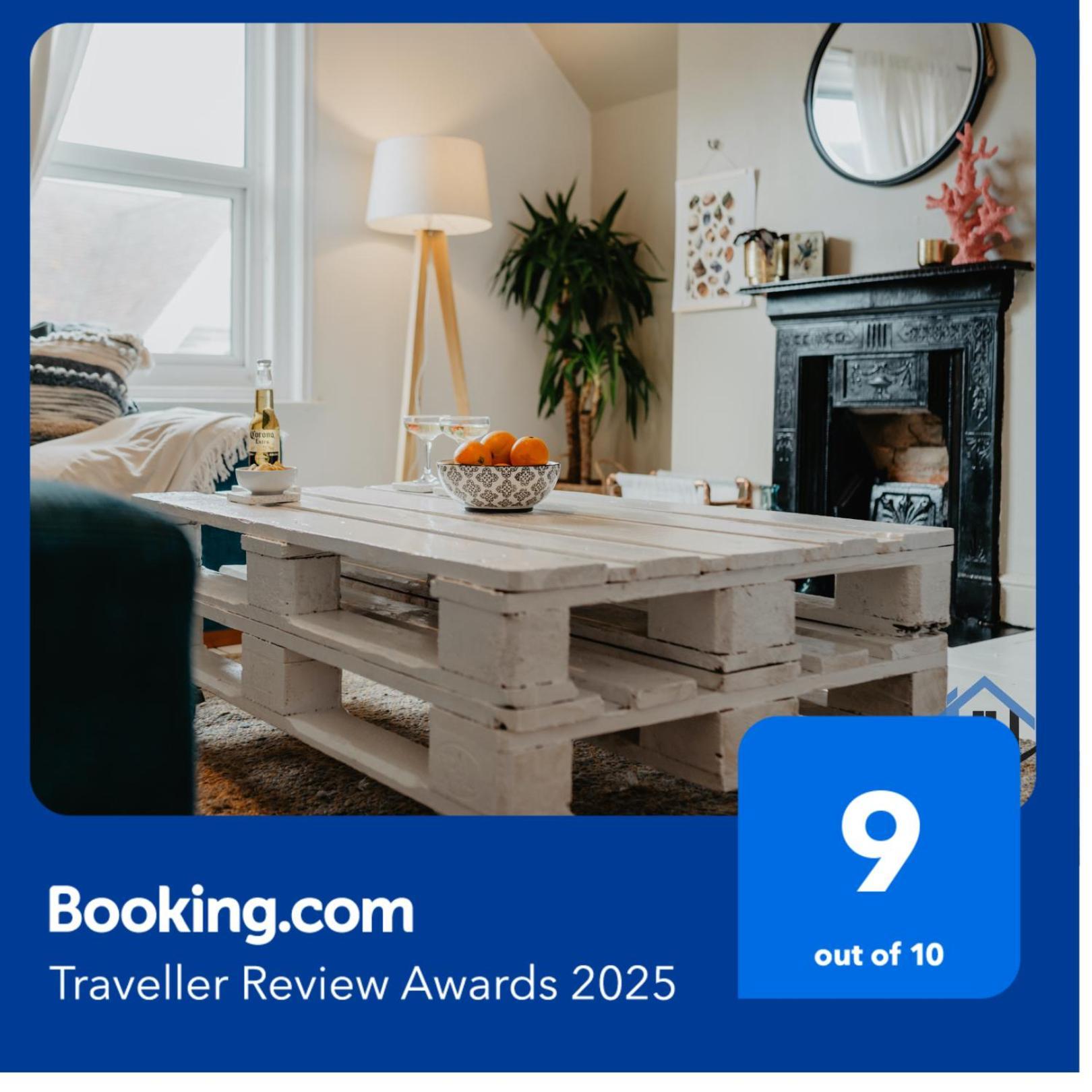 Indigo Snug - Gorgeous 2 Bed Flat In The Heart Of クロマー エクステリア 写真